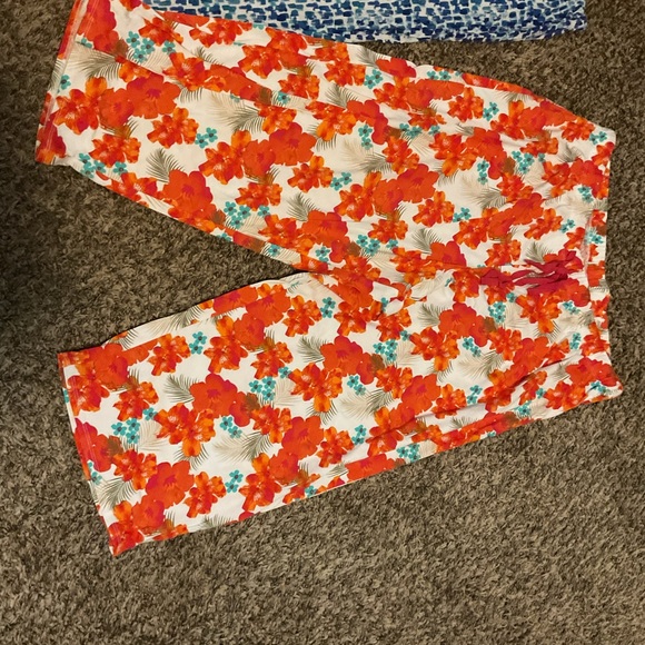 Cacique Set of 2 Capri PJ Pants 18/20 - Picture 3 of 5